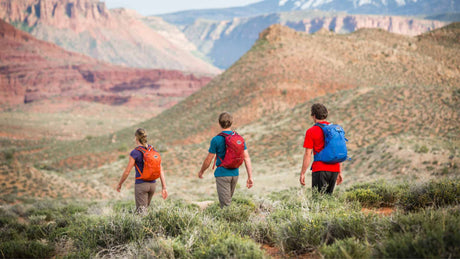 ¿Qué accesorios necesitas para un hiking?