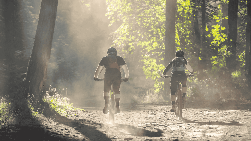 Ciclismo de montaña: consejos y accesorios básicos